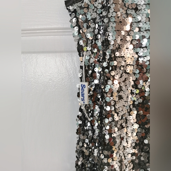 Silver Sequence sleeveless dress - Picture 3 of 4